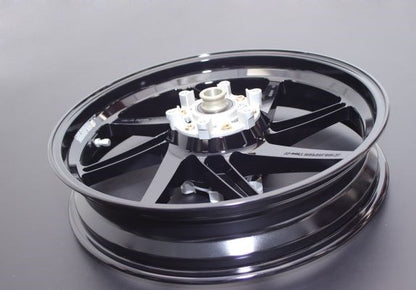 Rear Wheel TYPE-E Solid White 550-17 1 pc. GSXR600 01-04/GSXR750 00-05/SV1000/S 03-07