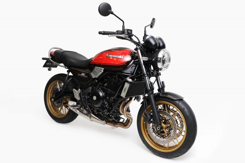 フロントフェンダー ドライカーボン セミグロス Z650RS