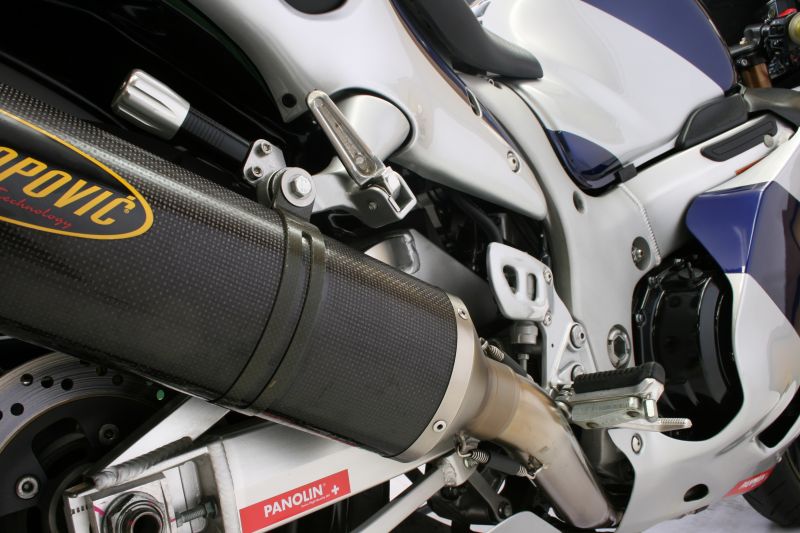 Rear shock with piggyback body and HPA T463Q monoshock GSX1300R
