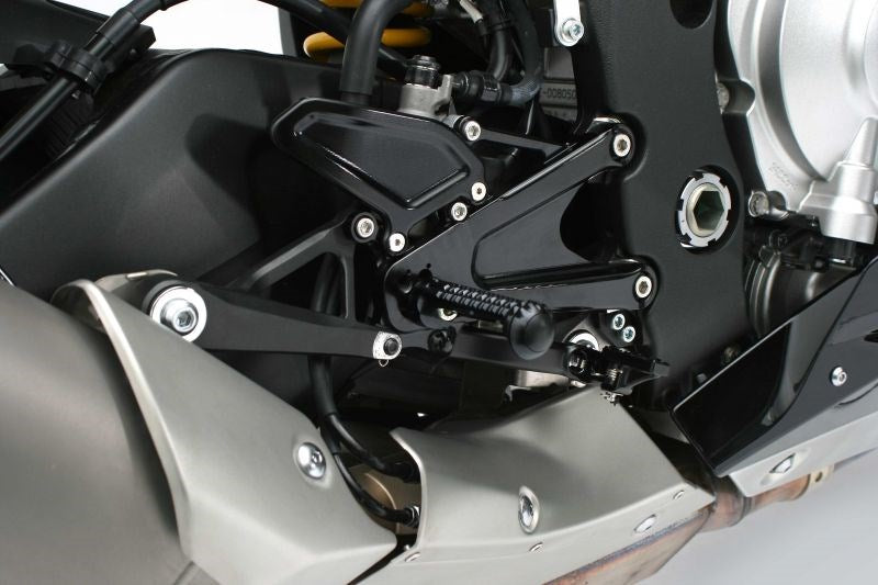 Elaborate Foot Control Kit Black YZF-R1 15-20