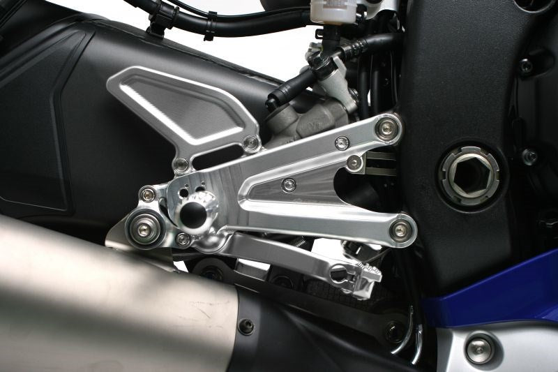 Elaborate Foot Control Kit Silver YZF-R6 17-20