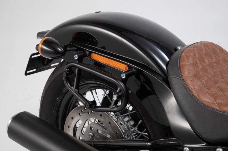 SLC Side Carrier Right Softail FXBB Street Bob