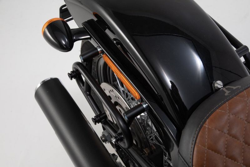 SLC Side Carrier Right Softail FXBB Street Bob
