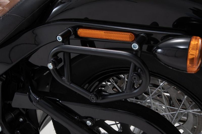 SLC Side Carrier Right Softail FXBB Street Bob