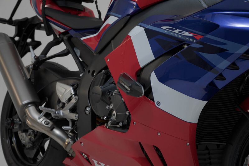 フレームスライダーセット ブラック CBR1000RR-R ファイアーブレード 左右