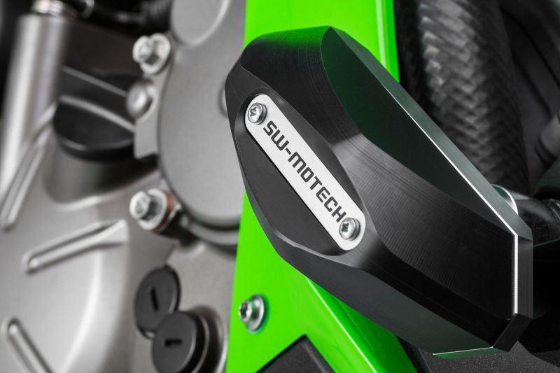 フレームスライダーセット ブラック ZX-6R 左右