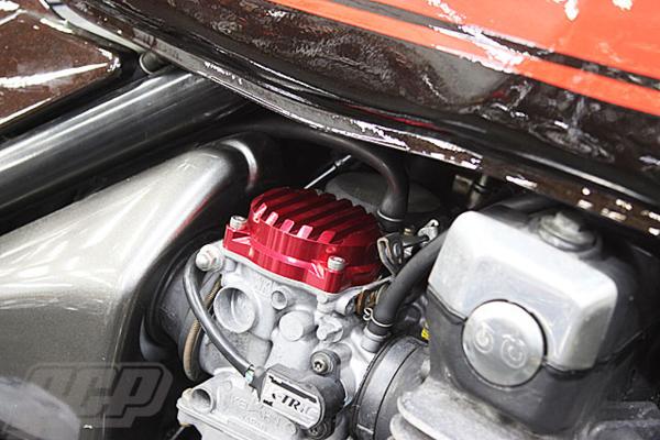 ゼファー400/χ ビレット キャブレター トップ カバー レッド