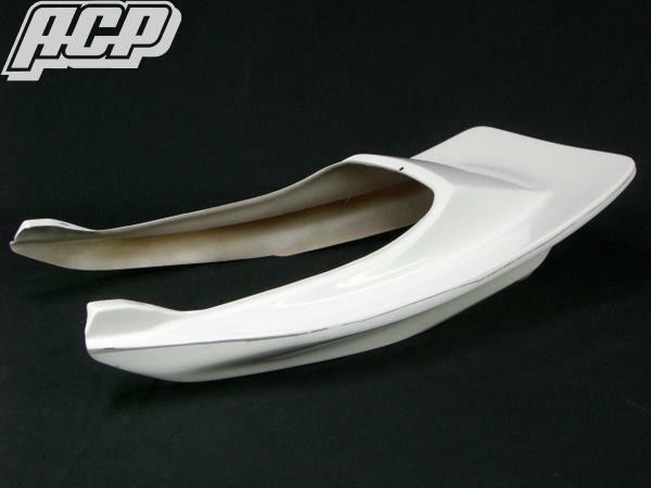 ゼファー400χ テールカウル