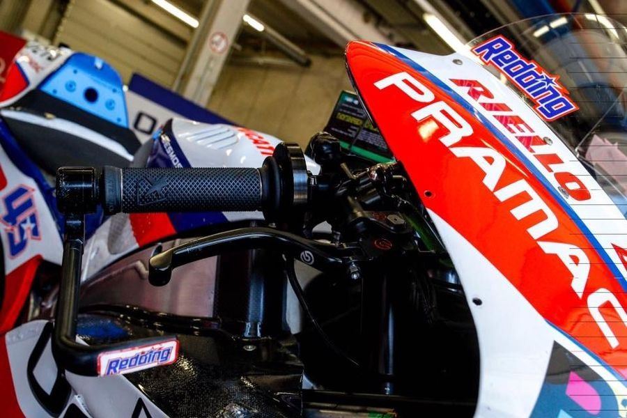 グリップ アリエス ロードモトGP レーシング ロード スーパーバイク/スタンダード ミディアム 貫通 ダークグレー 125mm 左右セット