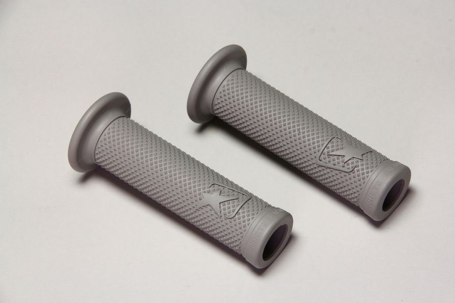 グリップ アリエス ロード アリエスモトGP レプリカ グリップス ソフト 貫通 ライトグレー 125mm 左右セット