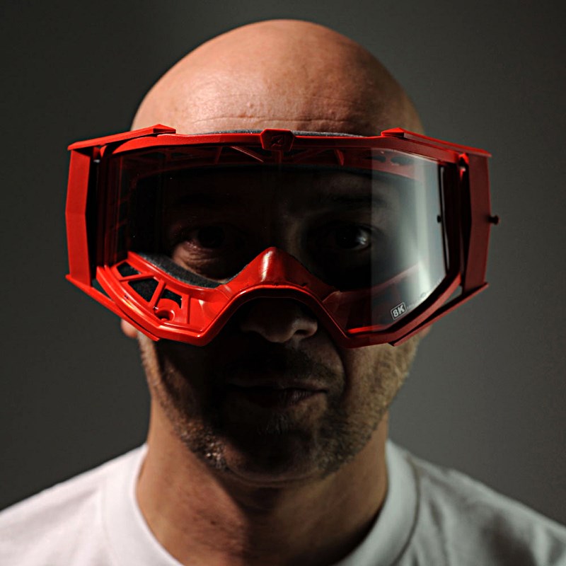 8Kゴーグル ユーロフィット シングルクリアレンズ レッド/ブラック