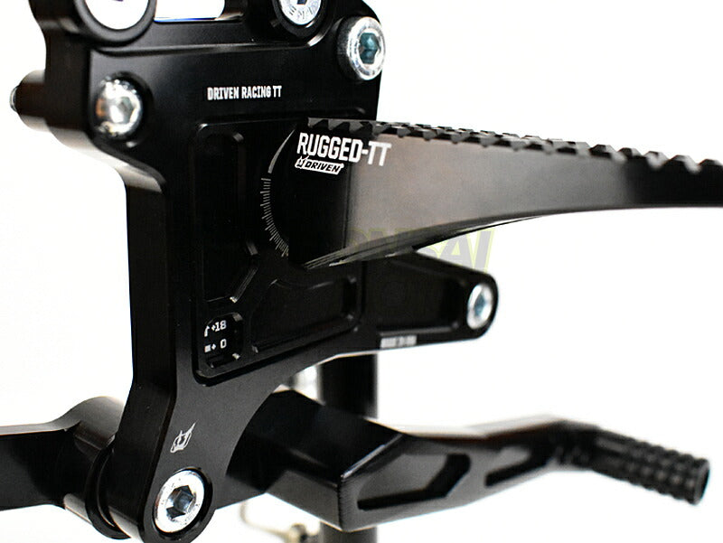 TT バックステップ  ブラック    R9T