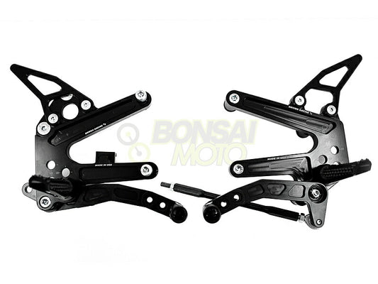 TT Rear Sets Black Z900
