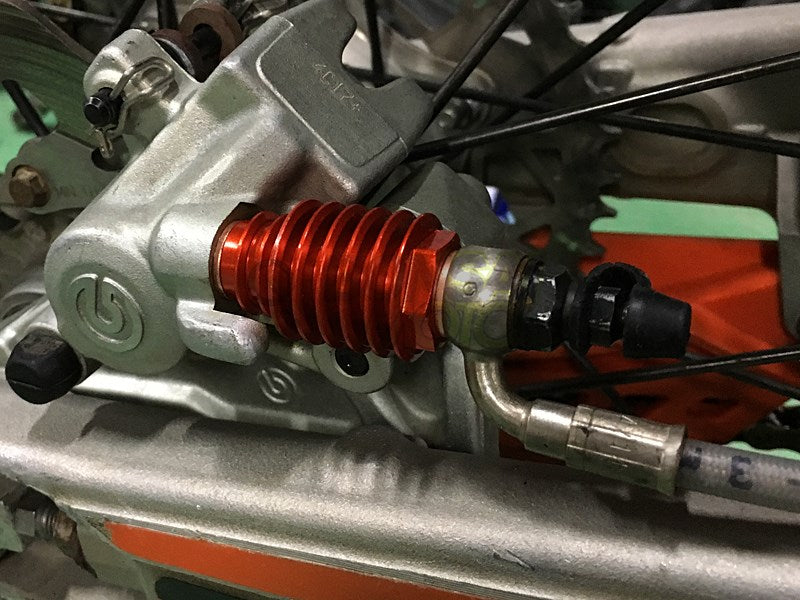 リアブレーキキャリパークーラー Bremboキャリパー オレンジ M10×1.0