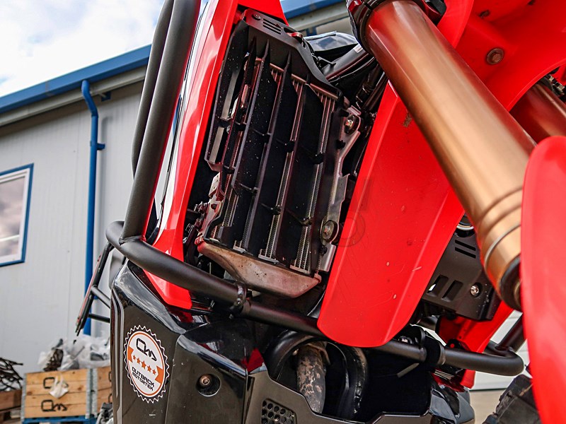 クラッシュバー  レッド    CRF250ラリー