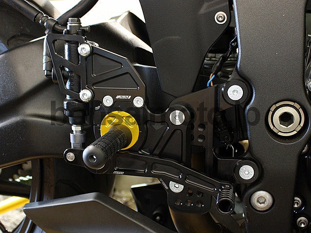 D-Axis バックステップ GPスタイル ゴールド  KAWASAKI ZX-6R 05-11