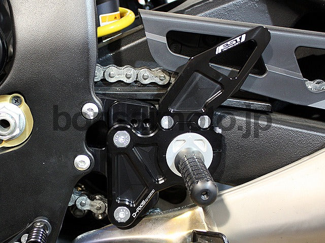 D-Axis バックステップ ストリートスタイル ブラック  SUZUKI GSX-R1000 09-10