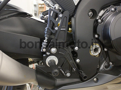 D-Axis バックステップ ストリートスタイル レッド  SUZUKI GSX-R1000 09-10