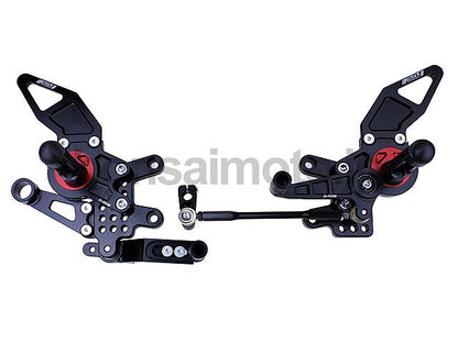 D-Axis バックステップ GPスタイル シルバー  APRILIA RSV4 09-11