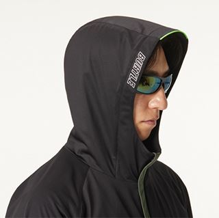 ストレッチパーカー マーベリック