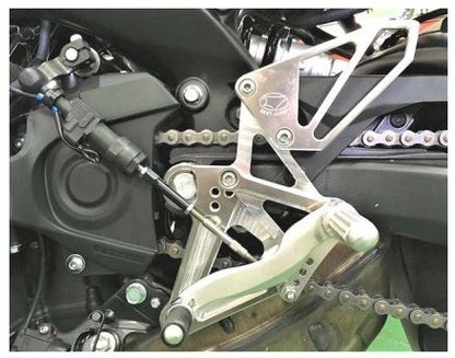 ハイパーバンク (SV)ハイパーバンク 固定式 MT-09/XSR900 シルバー
