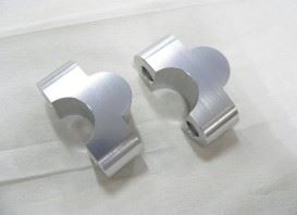 ハンドル UP スペーサーキット 32.5mm シルバー 汎用