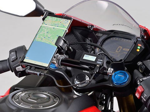 デジタル電圧計＆USB電源 タイプC(e+CHARGER) 汎用