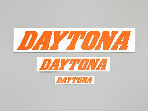 DAYTONA ステッカー 白/オレンジ(文字) 80mm×16mm 角ステッカー