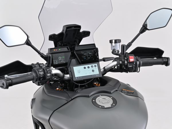 モトスマートモニター551 78.5×150×20(mm) 5.5インチ