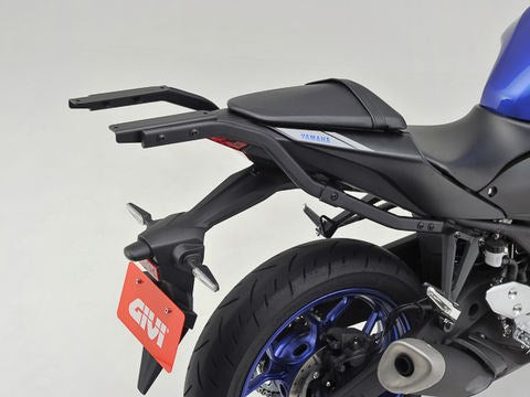 GIVI ジビ 2151FZ フィッティング YZF-R25/3 MT-25/03