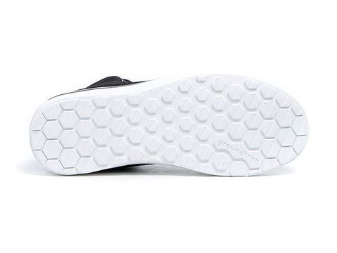 TCX ストリート3 ウォータープルーフ ブラック/ホワイト 40/25.5cm