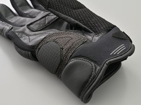 DG-008 コンフォートエアフローメッシュグローブ ブラック M