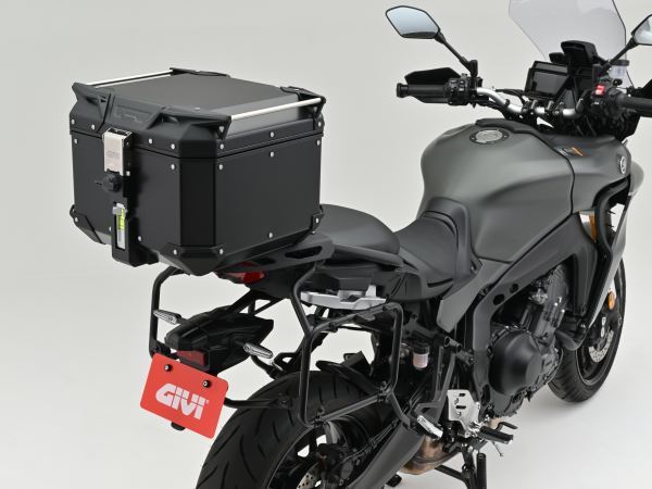 GIVI OBKE42B TREKKER OUTBACK EVO Black Line 42L – バイクマン