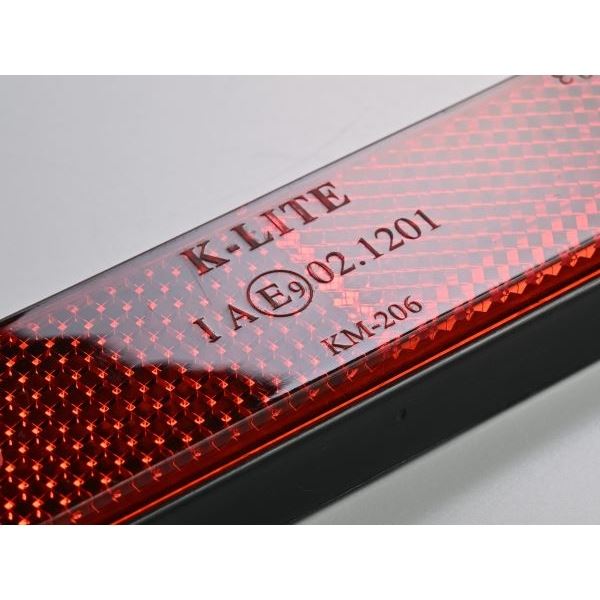 ユニバーサルリフレクター ラウンドコーナー 両面テープ貼付 レッド 後方反射器/フォークマウント 1個入り