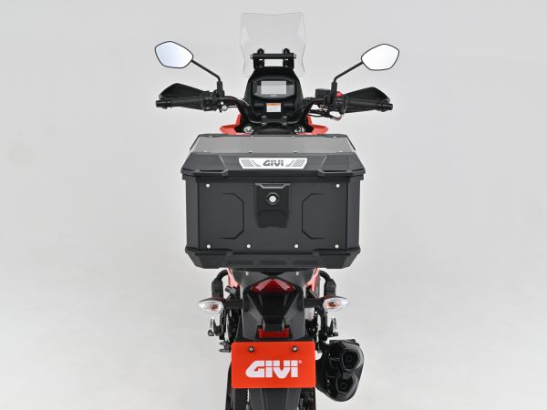 GIVI ジビ MTN39B 39L ブラック 奥行390×幅449×高さ292(mm)