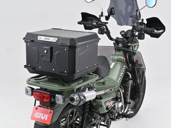 GIVI ジビ MTN39B 39L ブラック 奥行390×幅449×高さ292(mm)
