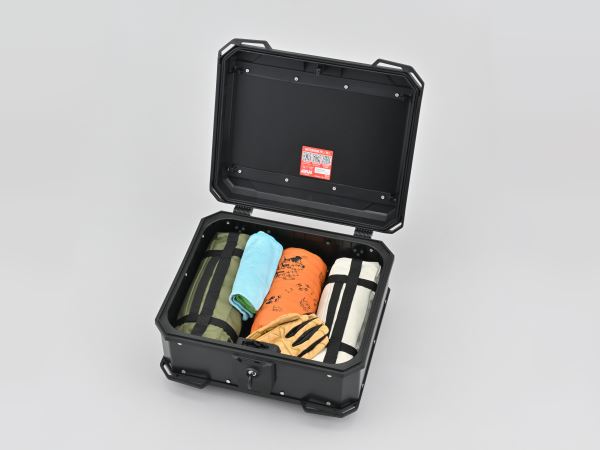 GIVI ジビ MTN29B 29L ブラック 奥行390×幅449×高さ237(mm)