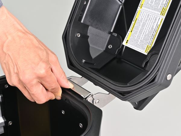 GIVI ジビ OBKEV48BL 48L ブラック 奥行557×幅326×高さ393(mm)