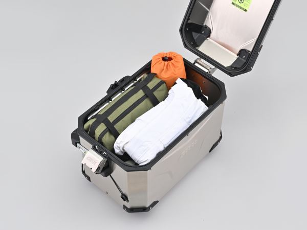 GIVI ジビ OBKEV48AR 48L シルバー 奥行557×幅326×高さ393(mm)