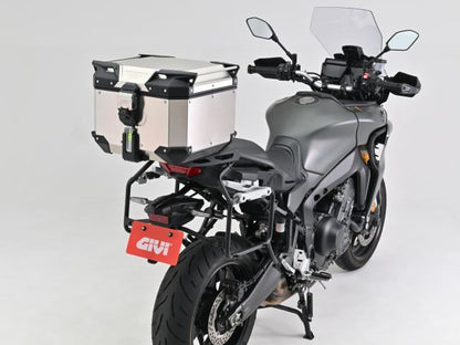GIVI ジビ OBKEV42A 42L シルバー 奥行456×幅440×高さ325(mm)