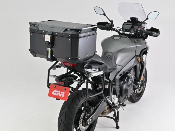 GIVI OBKEV58B 58L Black Depth 456 x Width 586 x Height 325 (mm)