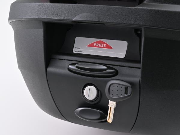 GIVI ジビ E300N2B 30L 幅410×奥行400×高さ300(mm)