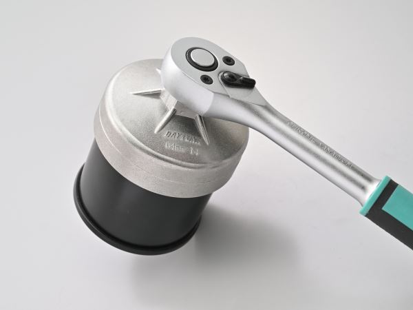 オイルフィルターレンチ ダイキャスト 14面 64mm