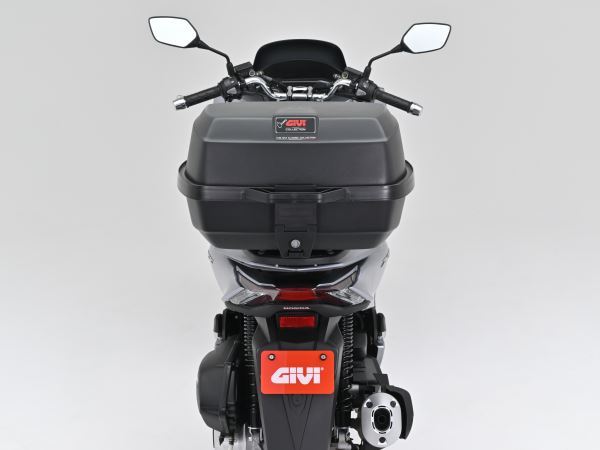 GIVI E20NW 未塗装ブラック D440×W520×H300mm 3.3kg