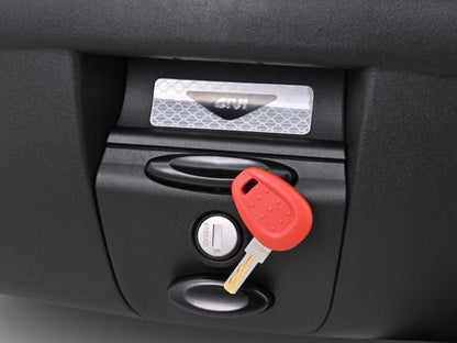 GIVI E450N2W 未塗装ブラック D415×W555×H325mm 3.8kg