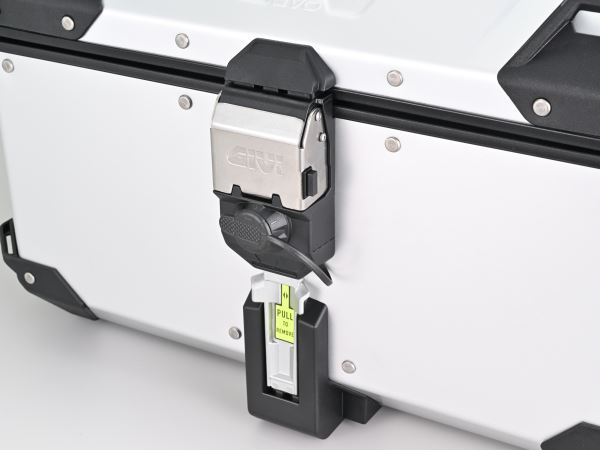 OBKEV58AA アルマイト仕上げ 58L D456×W586×H325(mm)