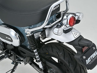 ヘルメットホルダー 左側 Dax125 '23