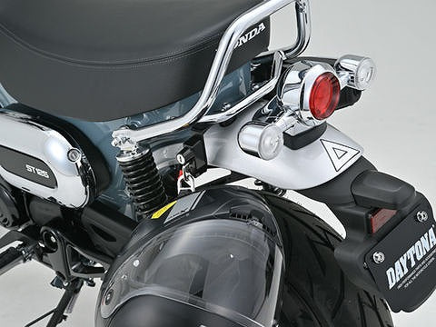 ヘルメットホルダー 左側 Dax125 '23