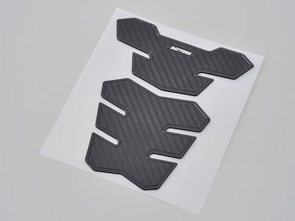 タンクパッド 軟質エンブレム カーボンルック 155mm×138mm 2ピース