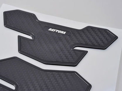 タンクパッド 軟質エンブレム カーボンルック 155mm×138mm 2ピース